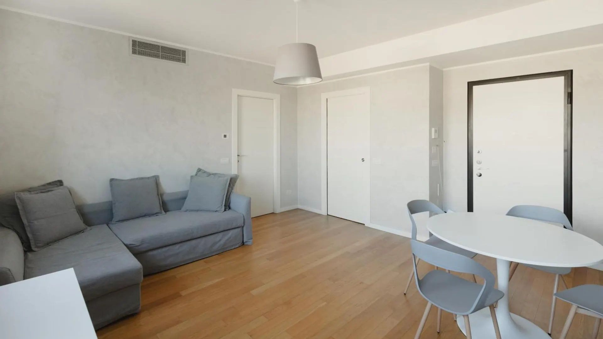 Gohost - Modern Apartments With Private Terrace Near Duomo Milan 0*,  Italie