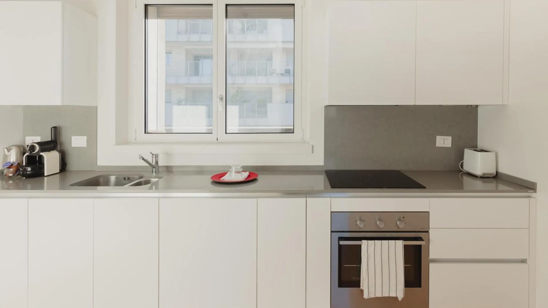 Gohost - Modern Apartments With Private Terrace Near Duomo Milan Italie