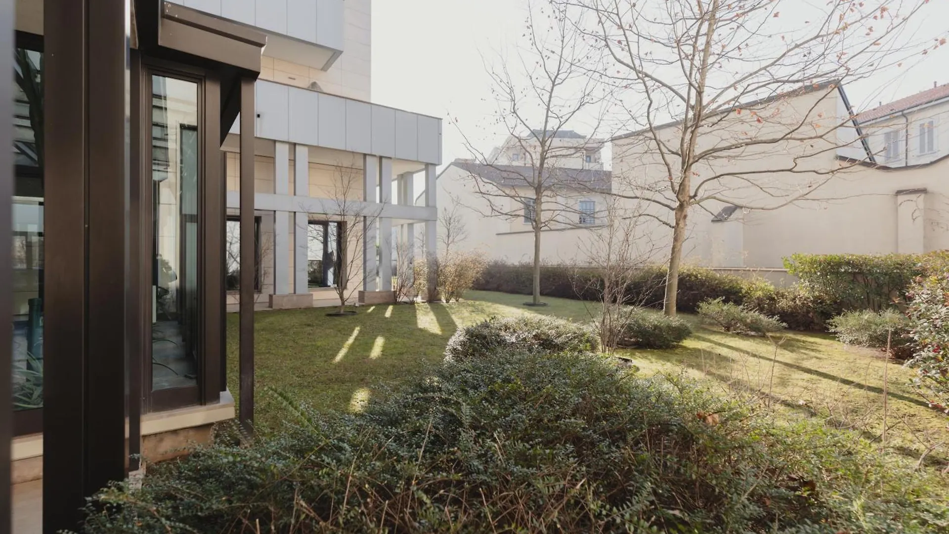 Gohost - Modern Apartments With Private Terrace Near Duomo Milan Italie