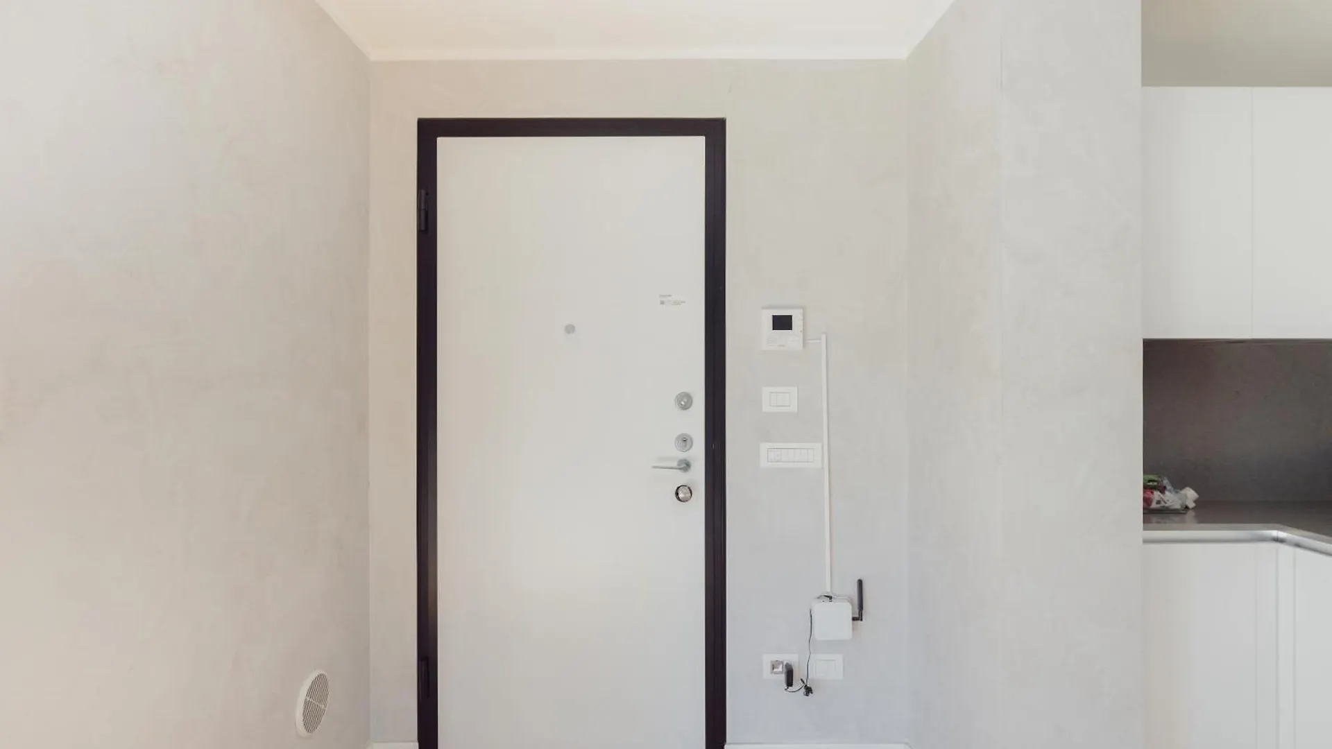 Gohost - Modern Apartments With Private Terrace Near Duomo Milan Italie