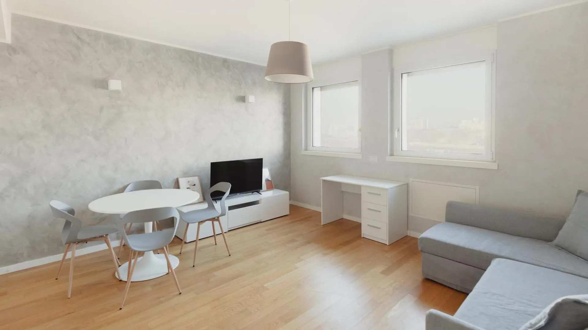 Gohost - Modern Apartments With Private Terrace Near Duomo Milano