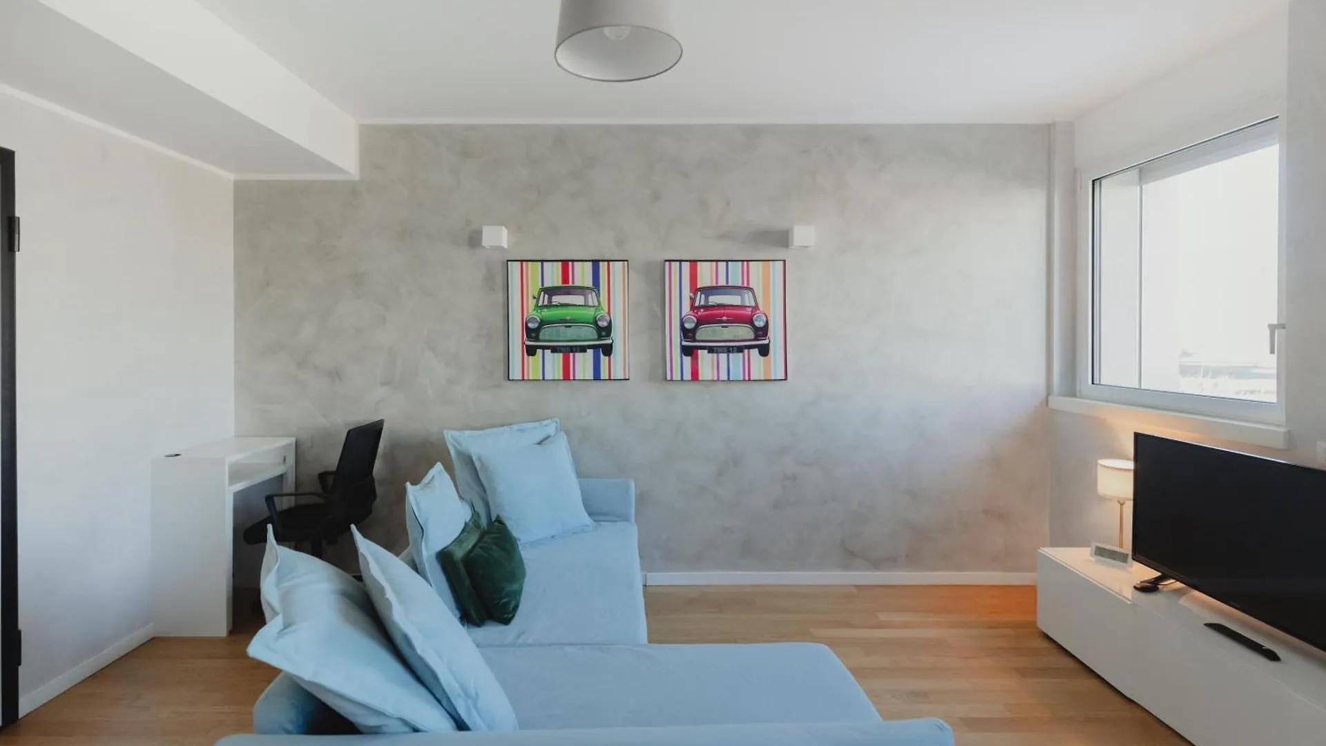 Gohost - Modern Apartments With Private Terrace Near Duomo Milano Italia