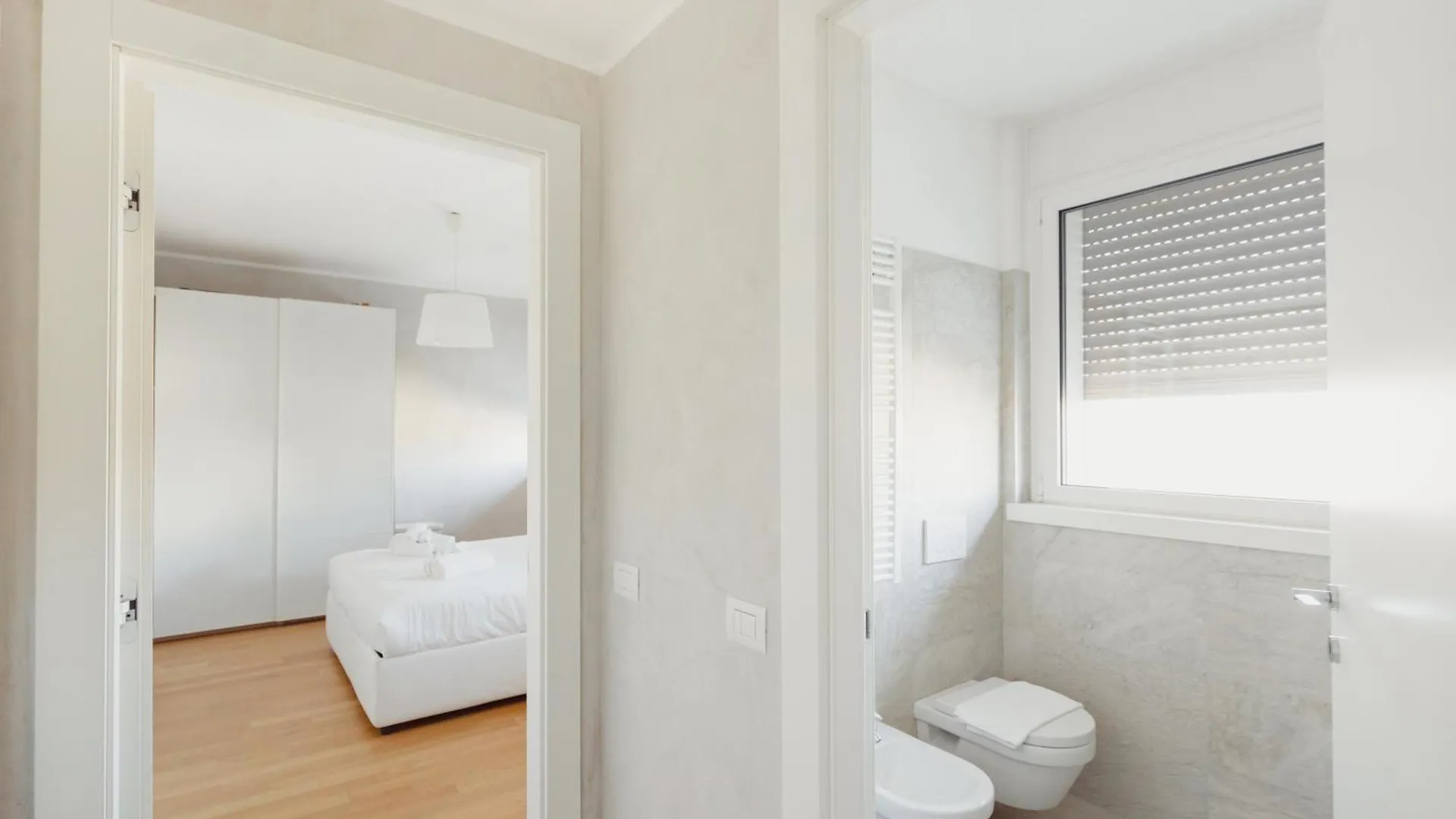 Gohost - Modern Apartments With Private Terrace Near Duomo Milano