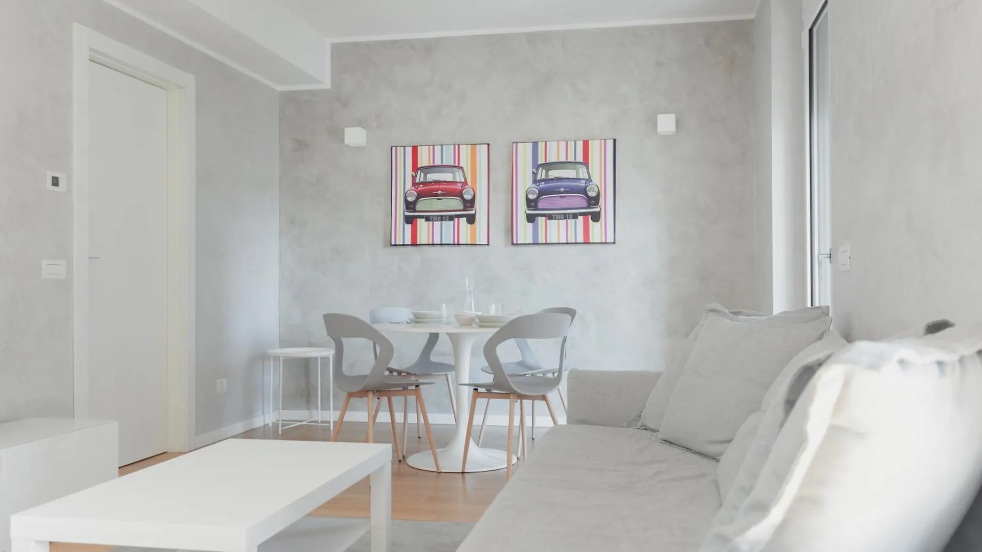 Gohost - Modern Apartments With Private Terrace Near Duomo Milano