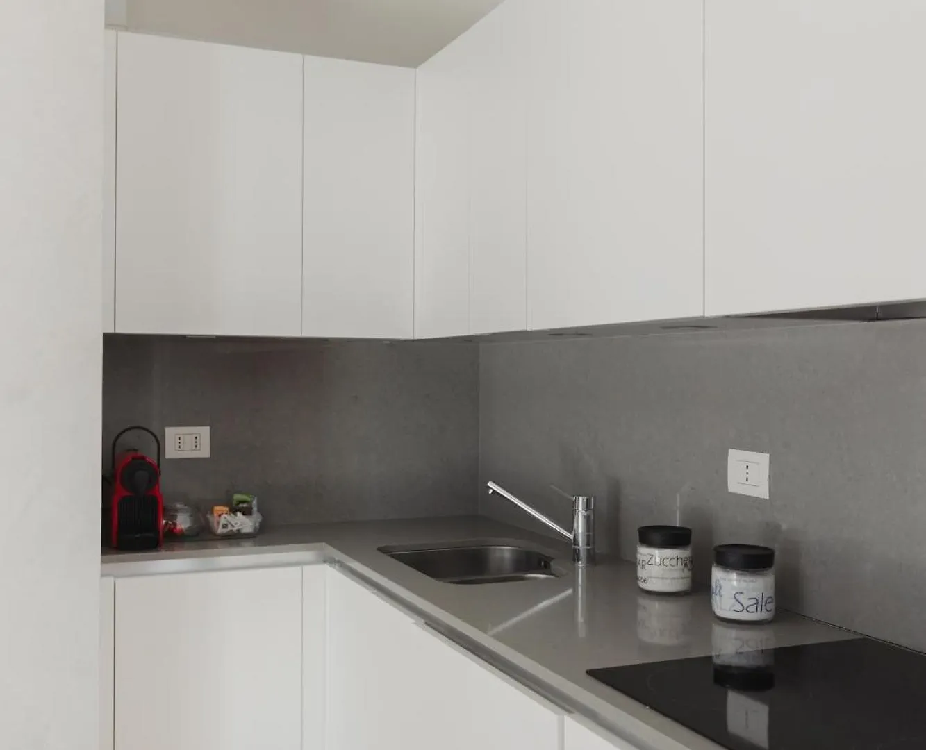 Gohost - Modern Apartments With Private Terrace Near Duomo Milano 0*,